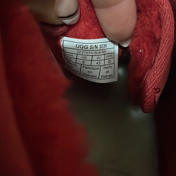 Men’s Ugg boot - Picture 8 of 9